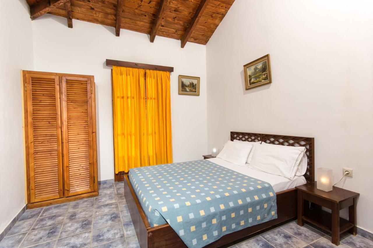 Liuba Houses Vasilikos  Ngoại thất bức ảnh